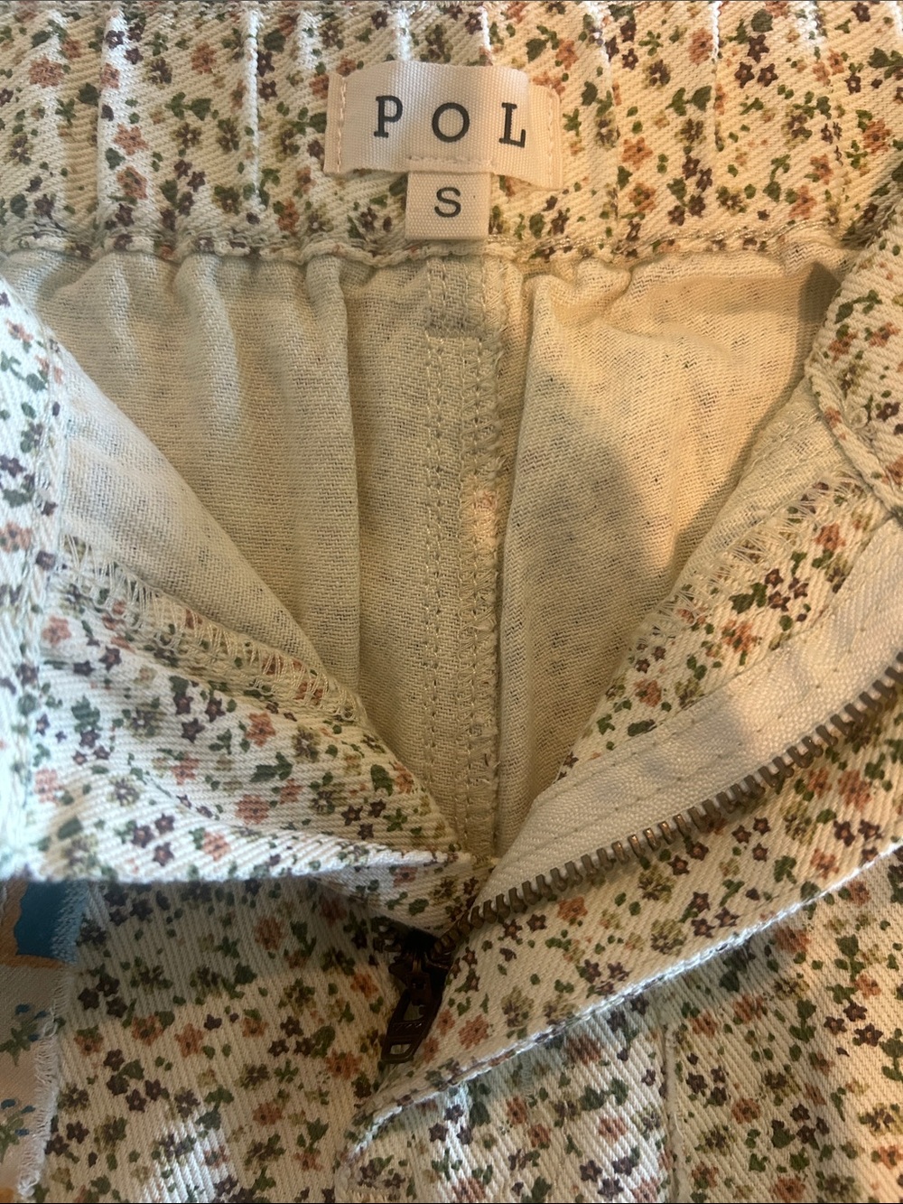 POL Patchwork Wide-Leg Pants in Cream, Blue and Green - Picture 5 of 5